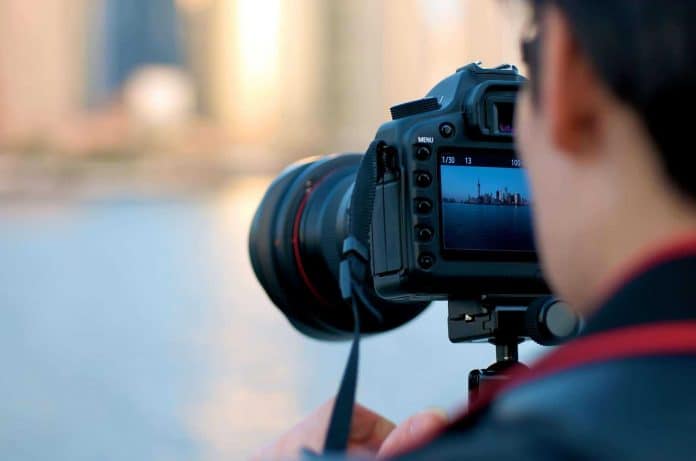DSLR vs SLR DSLR vs SLR