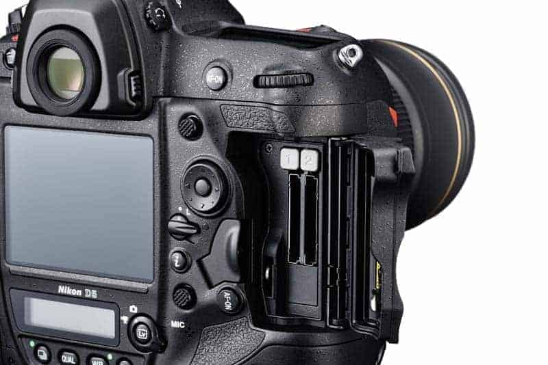 Dual Storage of Nikon D5