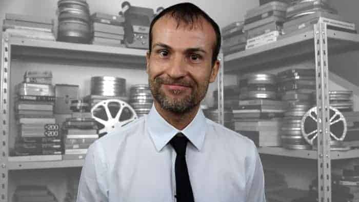 Daniele Carrer teaches Your how to Make Money by Selling Microstock Videos Online