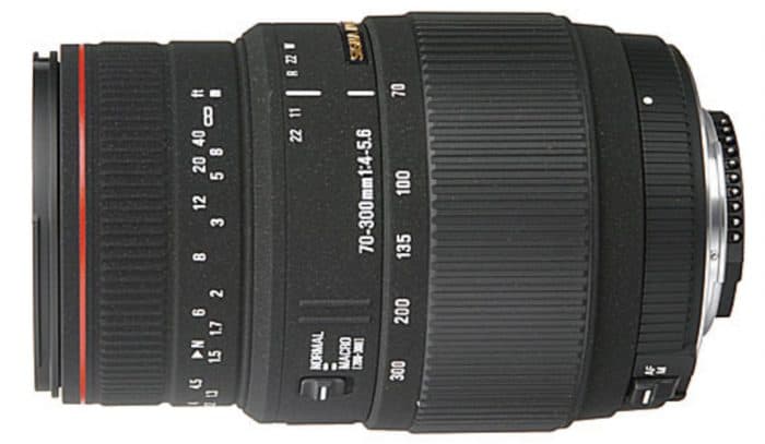 Sigma 70-300mm f/4-5.6 DG APO Macro Motorized Telephoto Zoom Lens for Nikon SLR Cameras