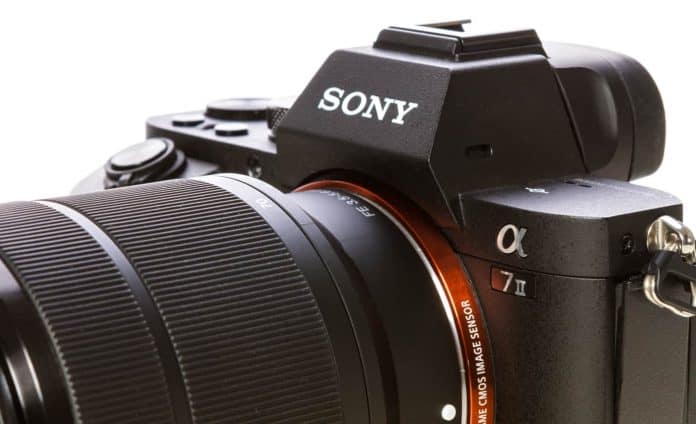 Best Zoom Lenses for the Sony Mirrorless Camera Systems Comparing the Best Lenses for Sony Mirrorless Cameras