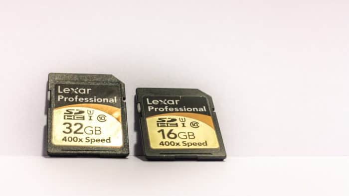 Essential travel photography gear - memory cards
