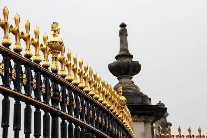 Iron railings of Buckingham Palace