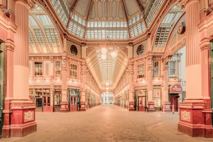 One of the best photo spots in London – the fantastic interior of Leadenhall Market