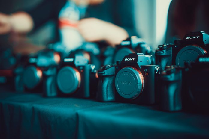 Sony RX10 III vs IV vs a7r iii